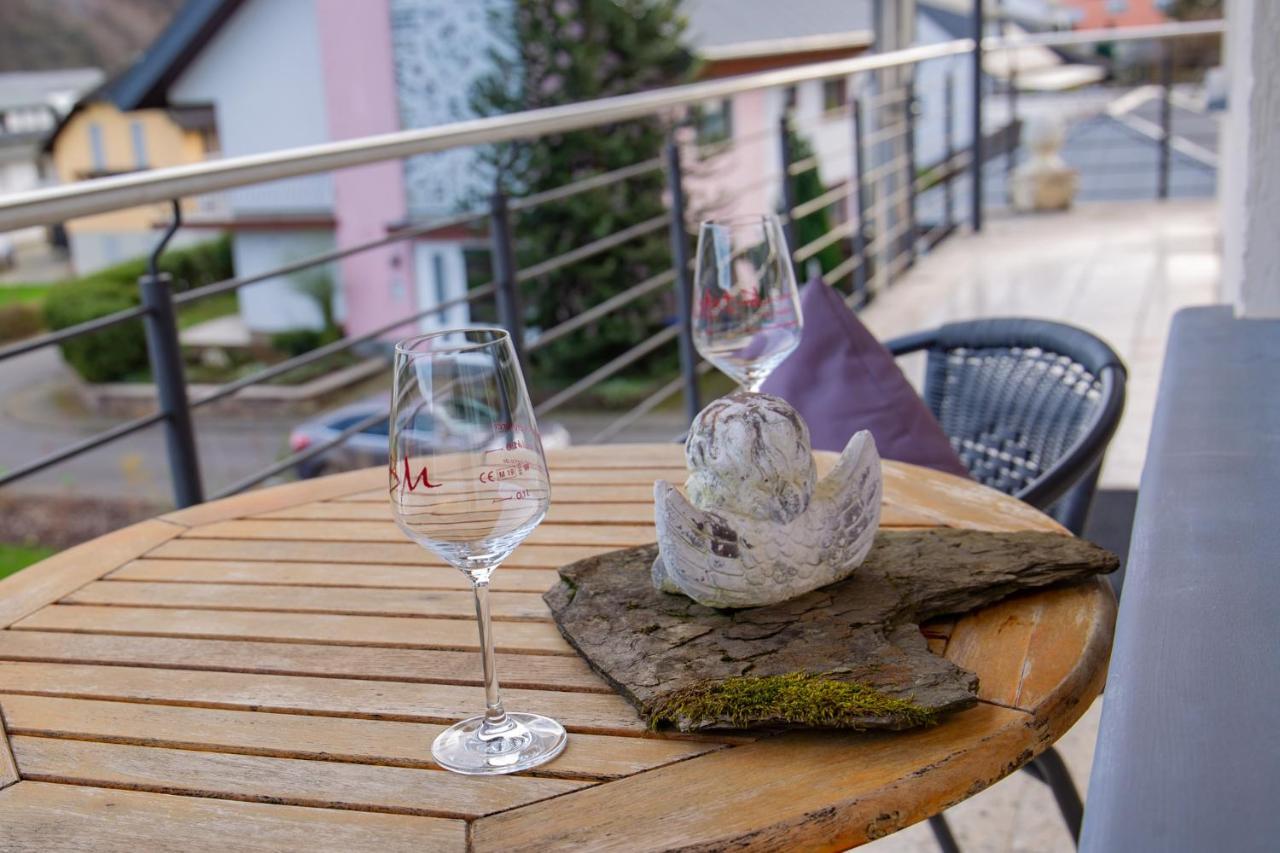 Ferienwohnung Weingut Kdm Krov Ngoại thất bức ảnh